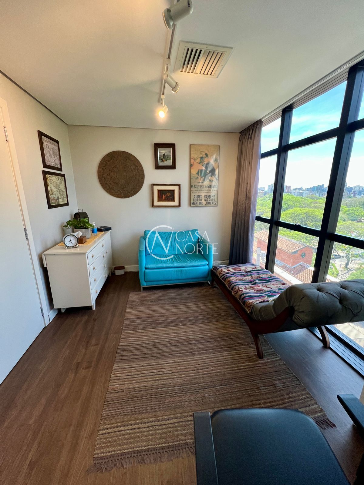 Conjunto Comercial à venda com 1 quarto, 27m², Avenida Goethe no bairro Rio Branco em Porto Alegre