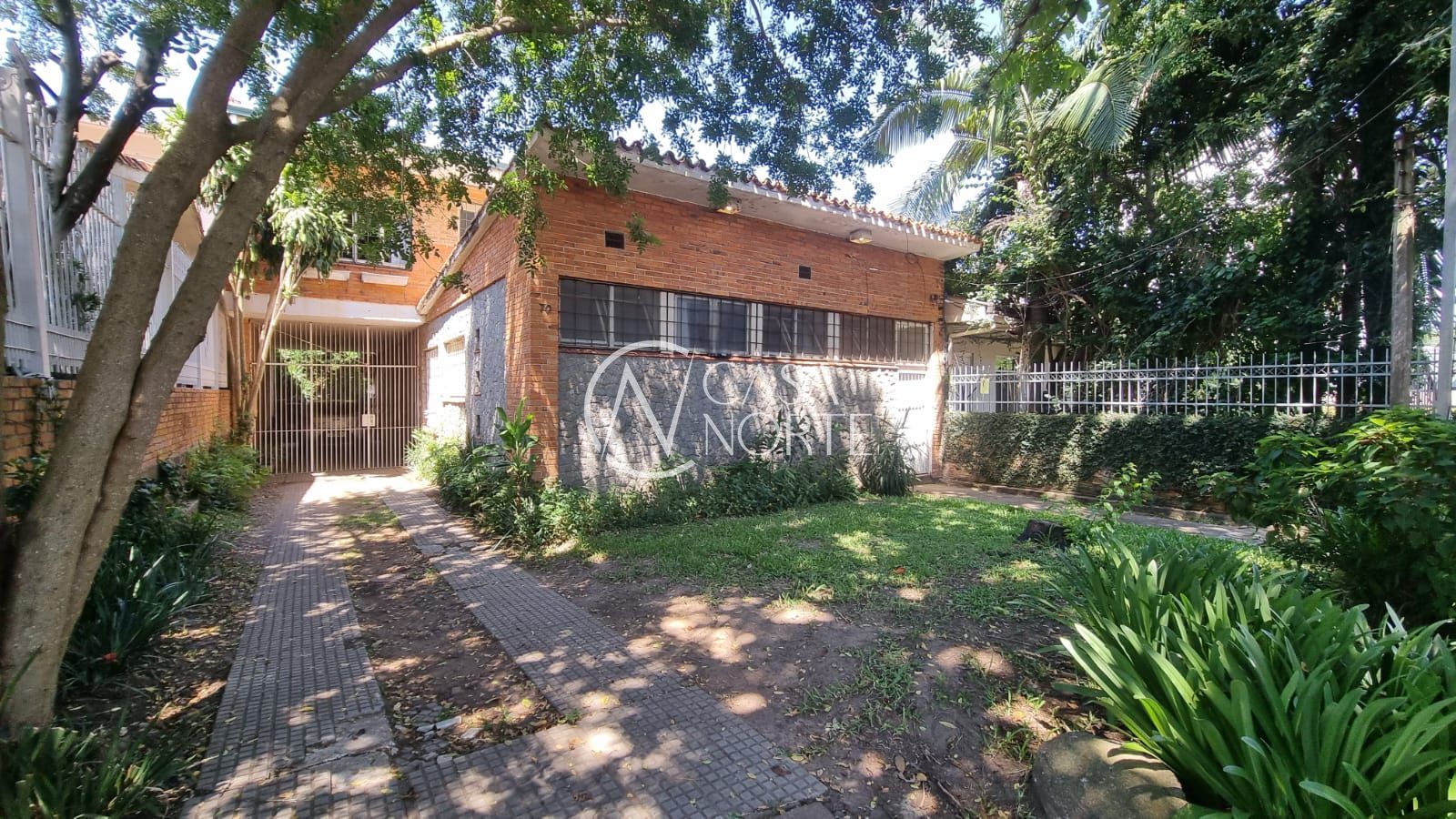 Casa à venda com 4 quartos, 248m², 2 suítes, 3 vagas, Alameda Alípio César no bairro Boa Vista em Porto Alegre