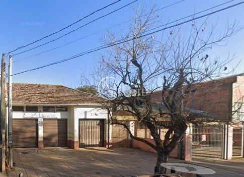 Casa à venda com 3 quartos, 280m², 1 vaga, Rua Ângelo Dourado no bairro Anchieta em Porto Alegre