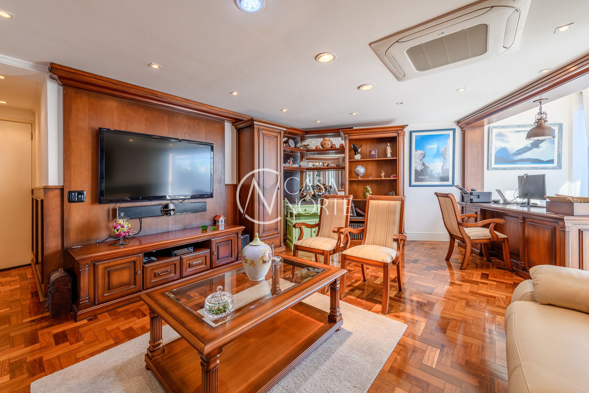 Apartamento à venda com 3 quartos, 278m², 2 suítes, 2 vagas, Avenida Doutor Nilo Peçanha no bairro Boa Vista em Porto Alegre