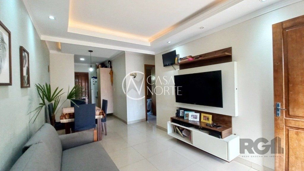 Casa à venda com 2 quartos, 49m², 2 vagas, Rua Darcy de Bastos Germann no bairro Hípica em Porto Alegre