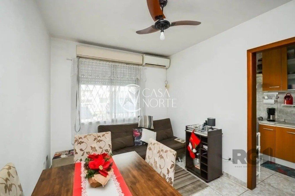 Apartamento à venda com 2 quartos, 58m², Rua Diomário Moojen no bairro Cristal em Porto Alegre