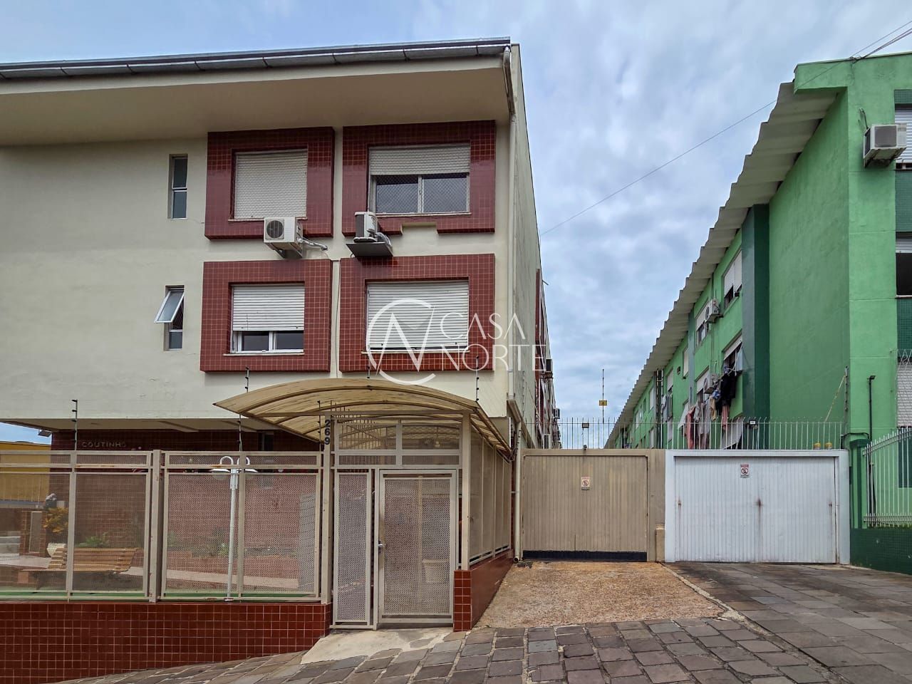 Apartamento à venda com 1 quarto, 41m², 1 suíte, Rua Luiz de Camões no bairro Santo Antônio em Porto Alegre