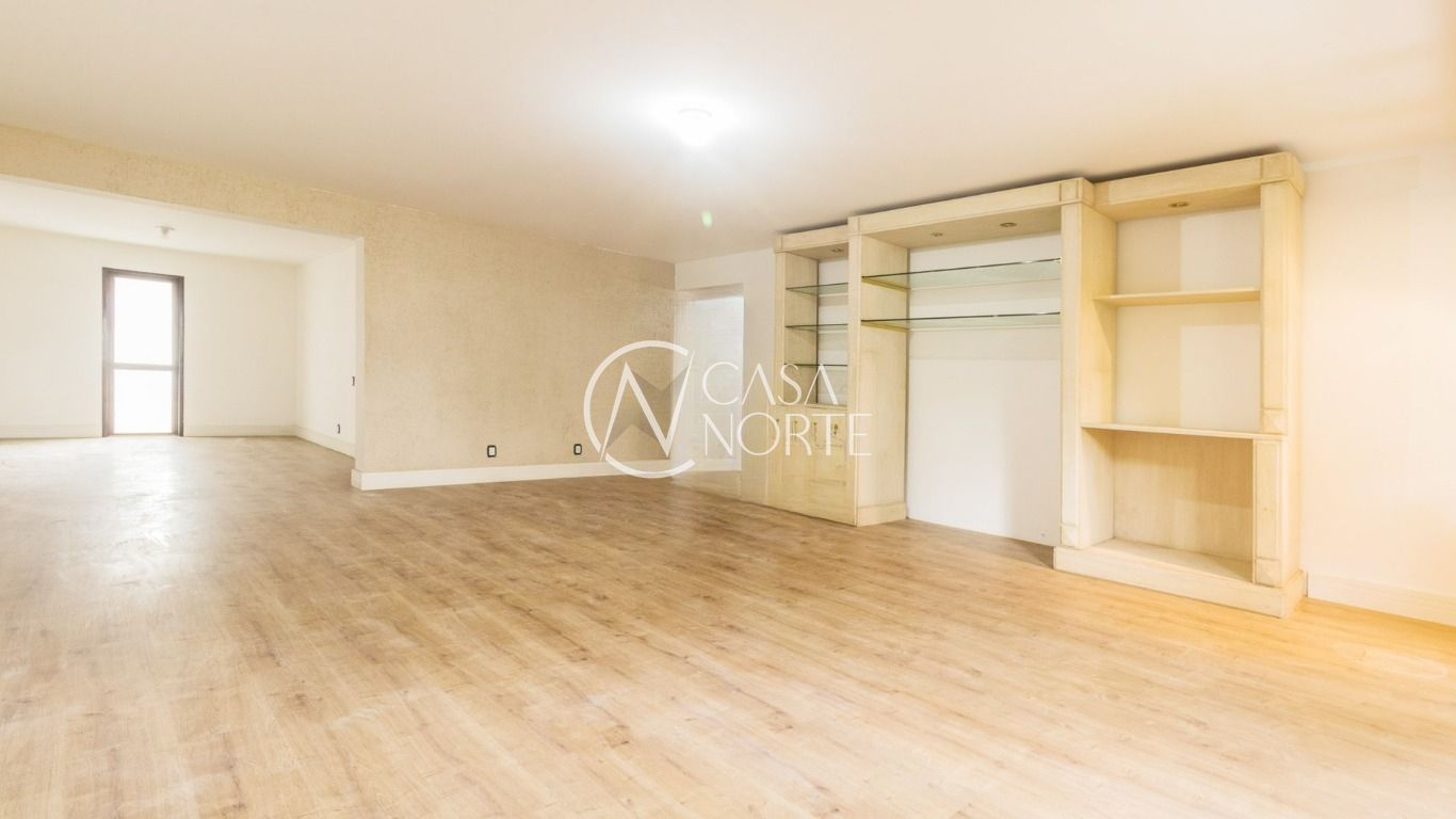 Apartamento à venda com 3 quartos, 152m², 1 suíte, 2 vagas, Avenida Carlos Gomes no bairro Boa Vista em Porto Alegre