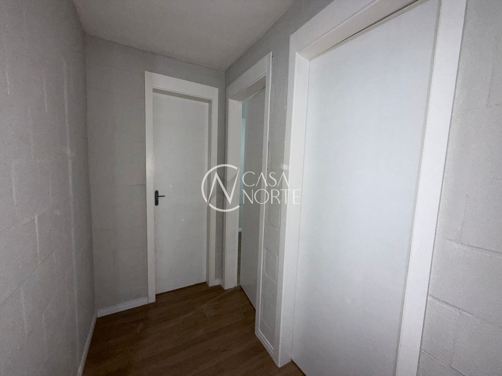 Apartamento à venda com 1 quarto, 43m², 1 vaga, Rua Império no bairro Vila Nova em Porto Alegre