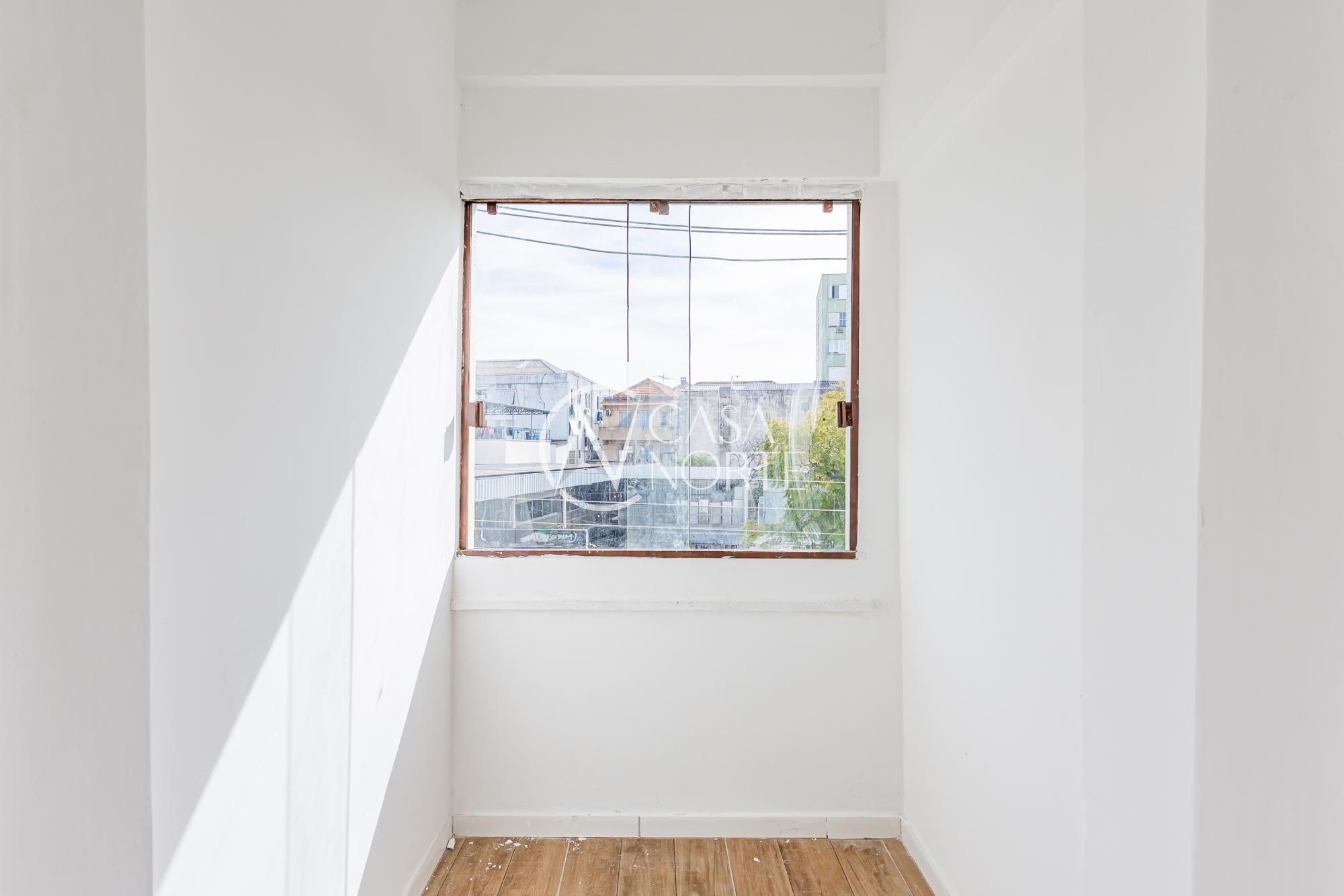 Apartamento à venda com 1 quarto, 33m², Rua São Carlos no bairro Floresta em Porto Alegre