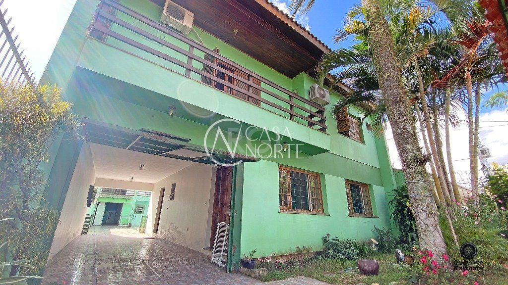 Casa à venda com 5 quartos, 400m², 1 suíte, 3 vagas, Rua Leite de Castro no bairro Jardim Itu em Porto Alegre