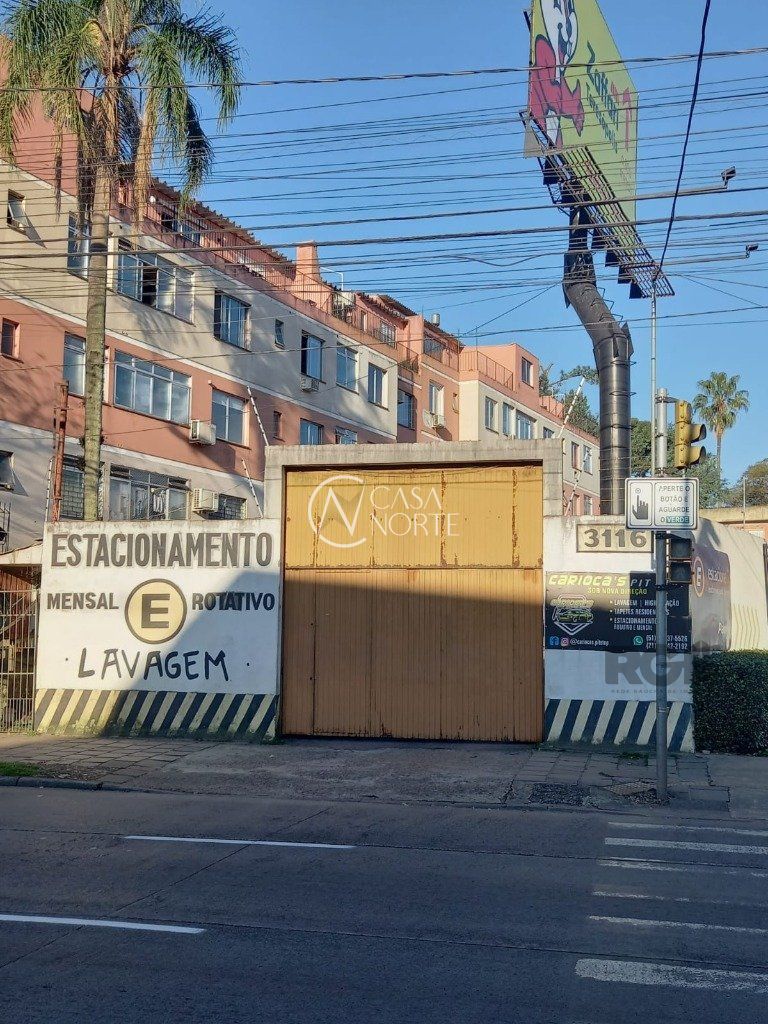 Terreno à venda  com 652m², Avenida Teresópolis no bairro Teresópolis em Porto Alegre