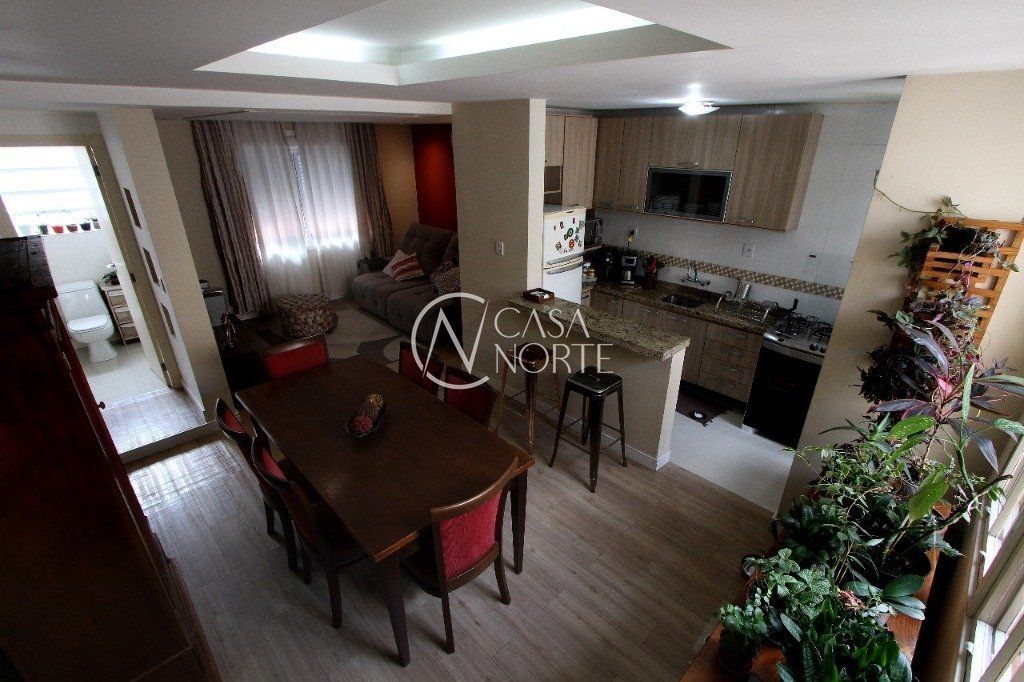 Apartamento à venda com 2 quartos, 99m², Avenida Cristóvão Colombo no bairro Floresta em Porto Alegre