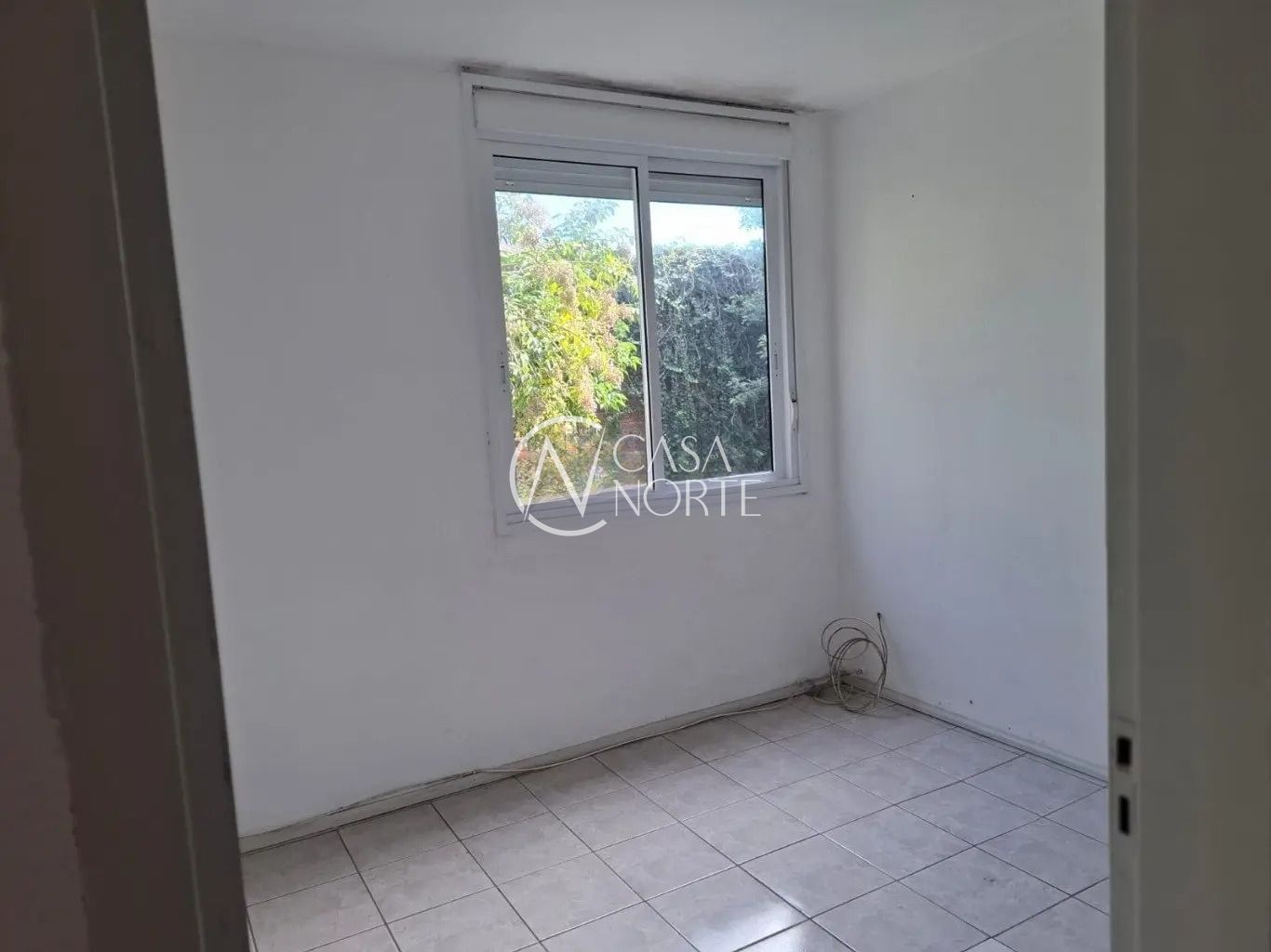 Apartamento à venda com 2 quartos, 46m², 1 vaga, Rua Padre Ângelo Corso no bairro Cavalhada em Porto Alegre