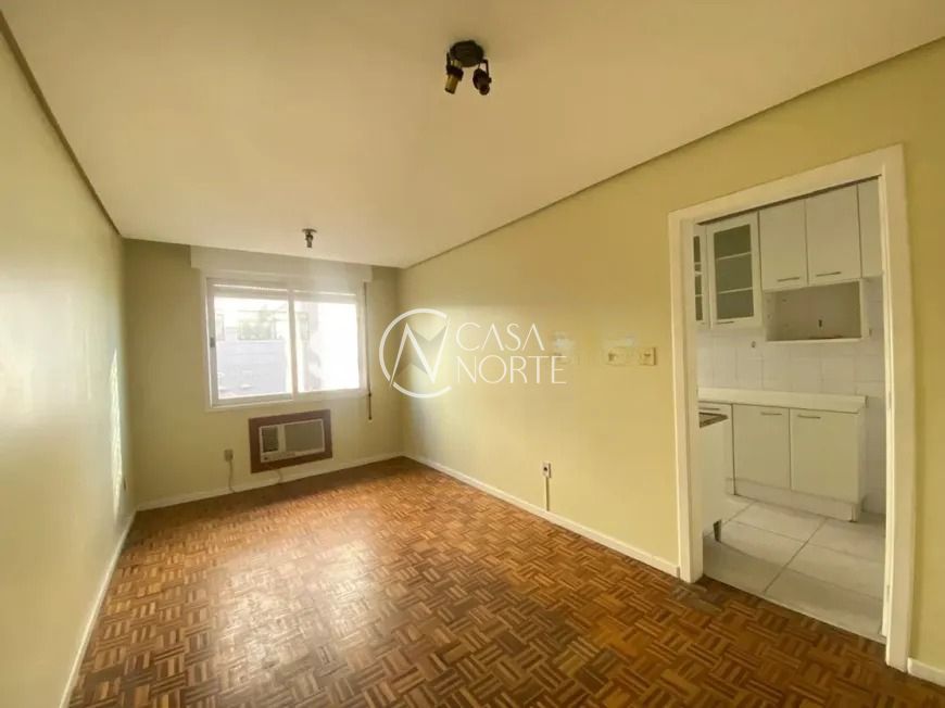 Apartamento à venda com 3 quartos, 93m², 1 vaga, Rua Coronel Corte Real no bairro Petrópolis em Porto Alegre