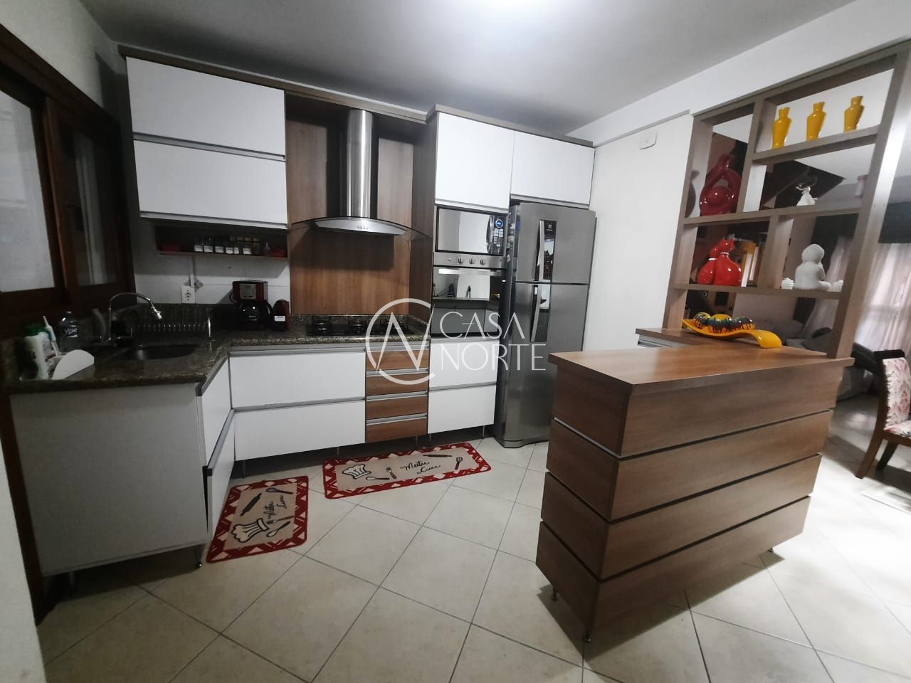 Casa de Condomínio à venda com 2 quartos, 131m², 1 suíte, 1 vaga, Avenida Juca Batista no bairro Cavalhada em Porto Alegre