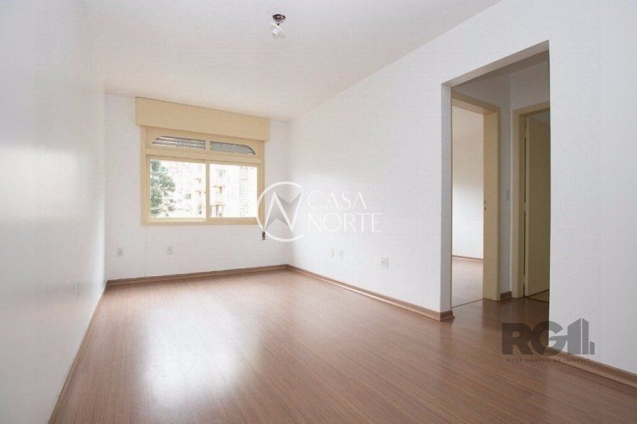 Apartamento à venda com 1 quarto, 42m², 1 vaga, Avenida Coronel Lucas de Oliveira no bairro Petrópolis em Porto Alegre