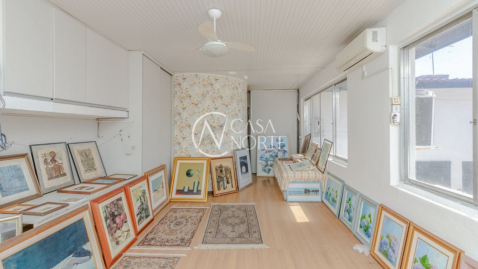 Casa à venda com 4 quartos, 308m², 4 suítes, 4 vagas, Rua Professor Fernando Carneiro no bairro Três Figueiras em Porto Alegre