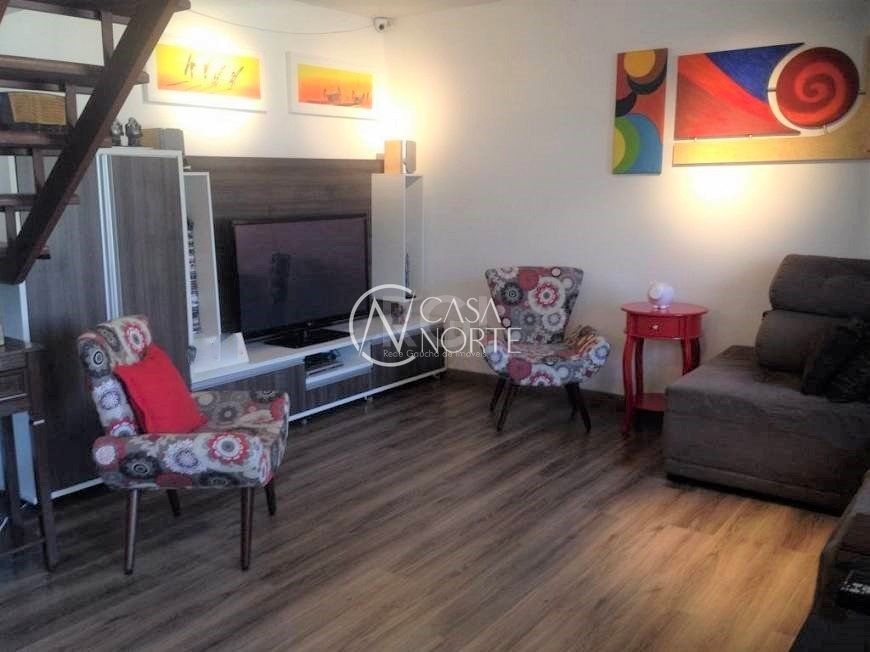 Casa à venda com 3 quartos, 130m², 2 suítes, 6 vagas, Rua Menezes Paredes no bairro Nonoai em Porto Alegre