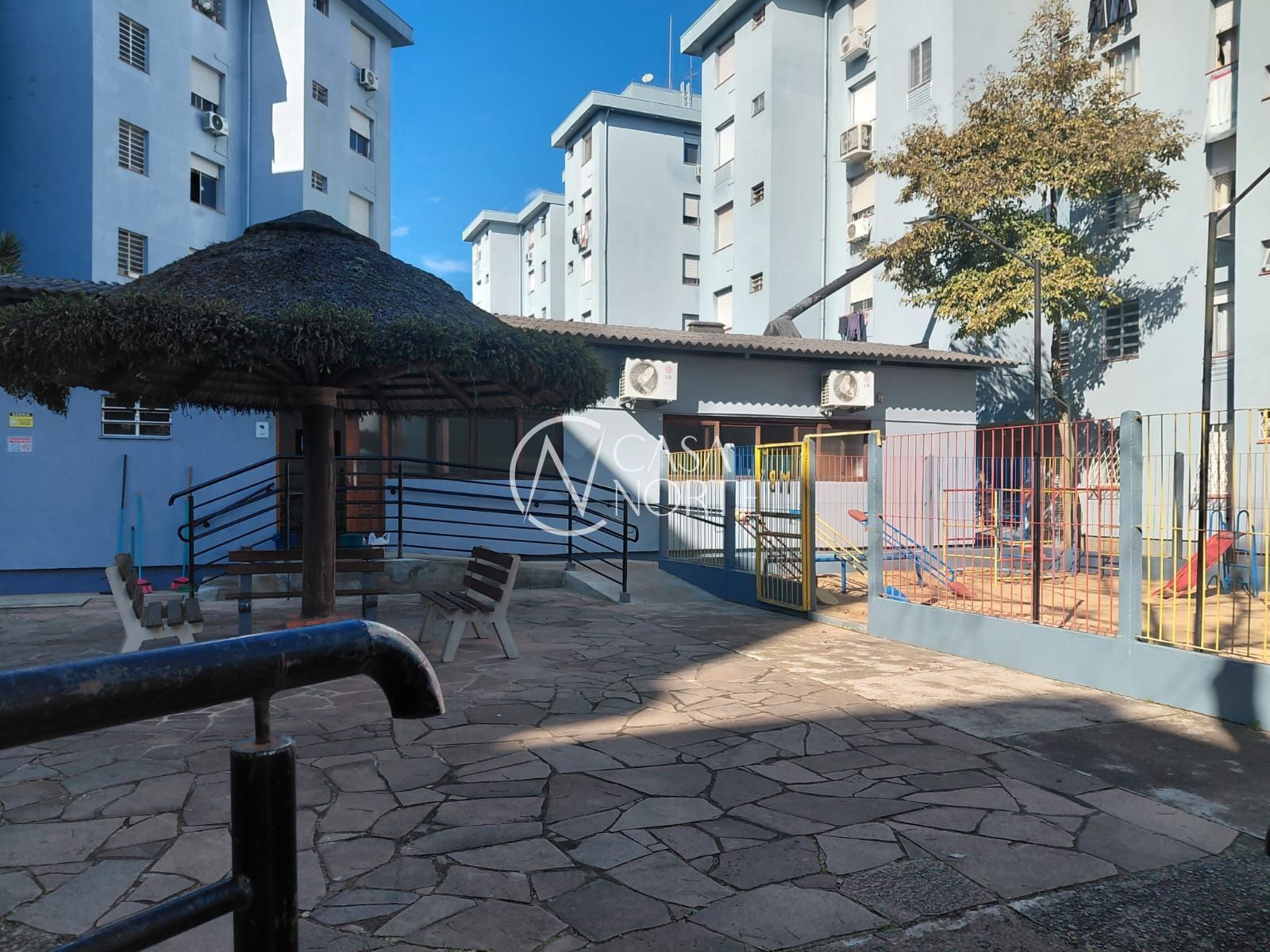 Apartamento à venda com 2 quartos, 52m², 1 vaga, Avenida Professor Oscar Pereira no bairro Azenha em Porto Alegre