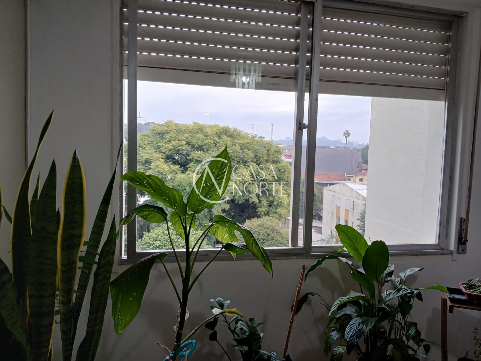 Apartamento à venda com 2 quartos, 58m², Rua Nunes no bairro Medianeira em Porto Alegre