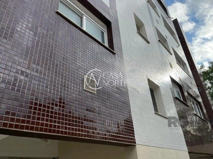 Apartamento à venda com 2 quartos, 71m², 1 suíte, 2 vagas, Rua José de Alencar no bairro Menino Deus em Porto Alegre