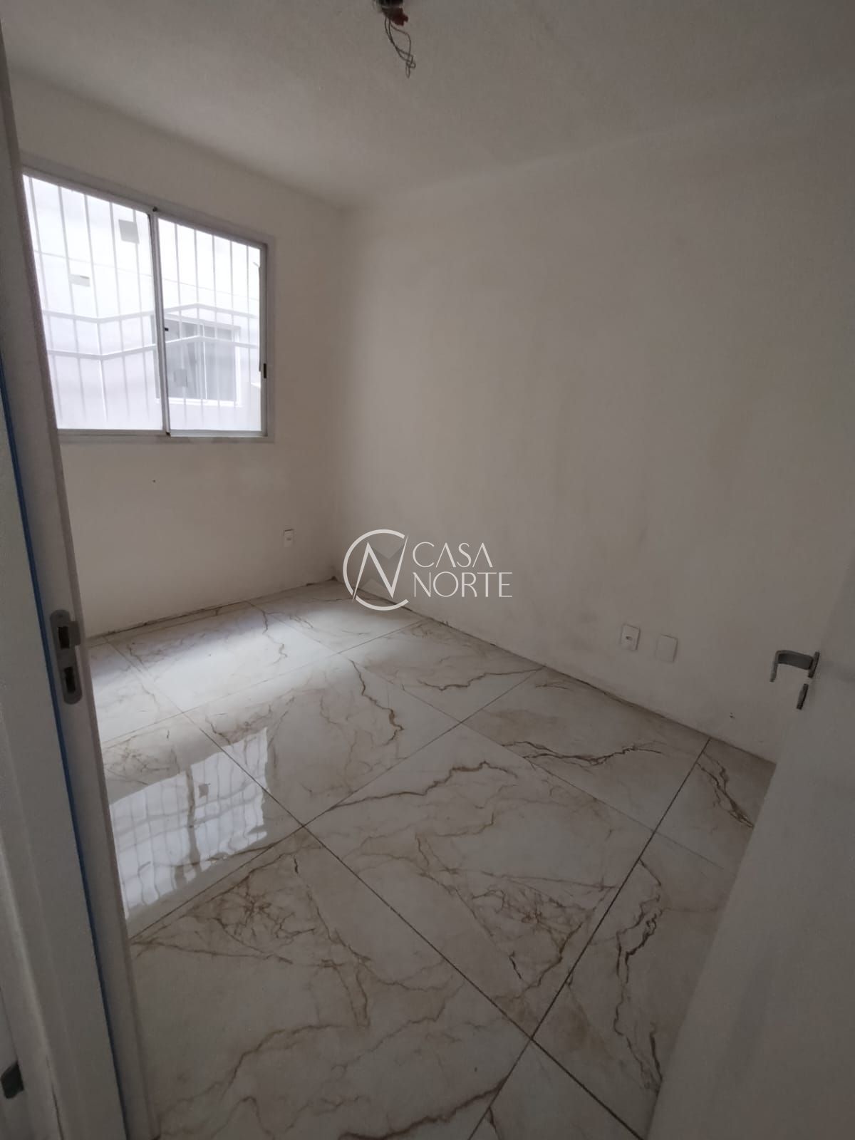 Apartamento à venda com 2 quartos, 41m², 1 vaga, Estrada Cristiano Kraemer no bairro Vila Nova em Porto Alegre