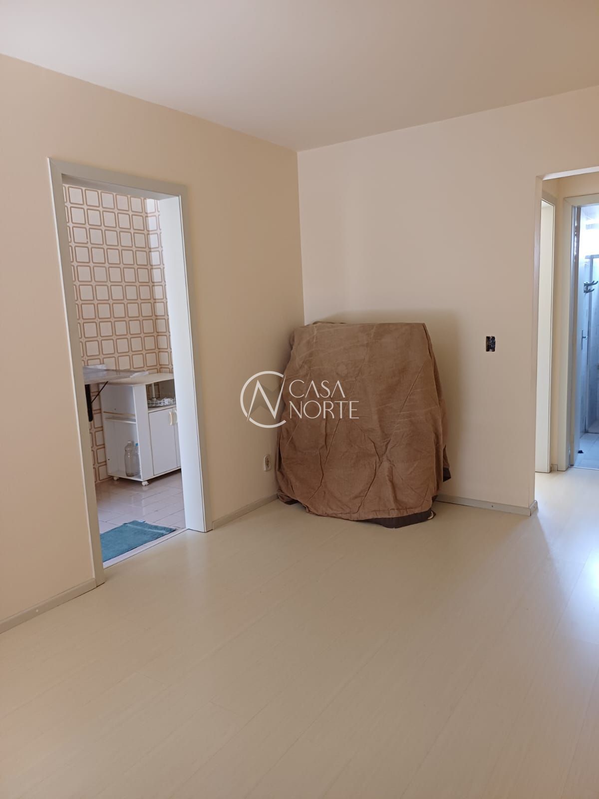 Apartamento à venda com 1 quarto, 40m², 1 vaga, Rua Teixeira de Freitas no bairro Santo Antônio em Porto Alegre