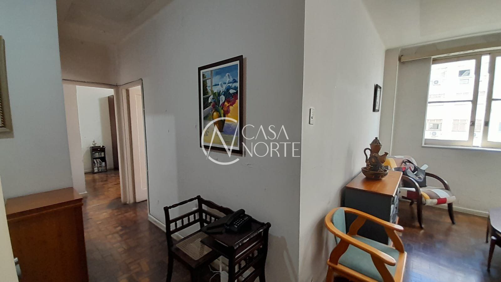 Apartamento à venda com 2 quartos, 72m², Rua Duque de Caxias no bairro Centro Histórico em Porto Alegre