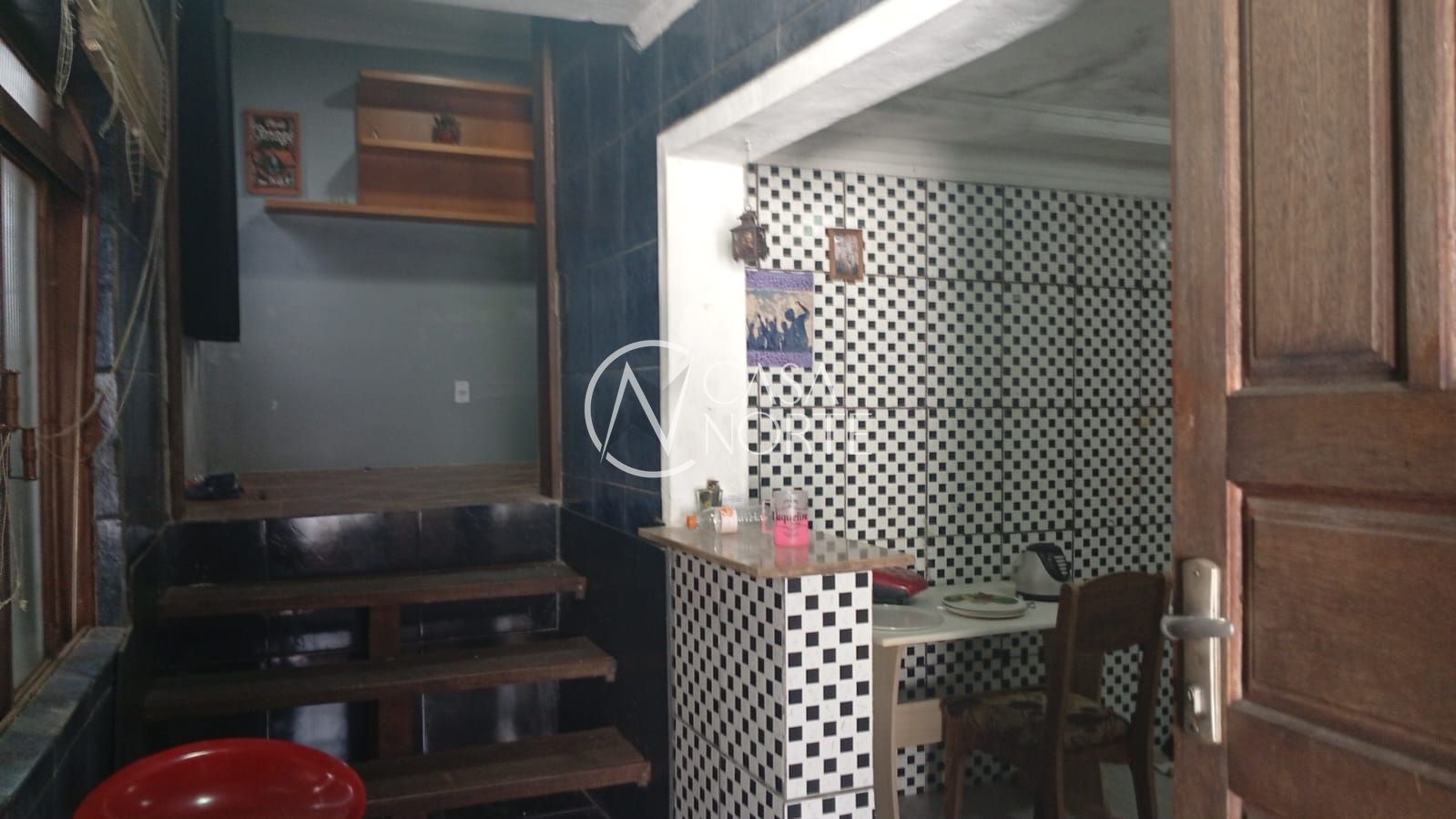 Casa à venda com 3 quartos, 263m², 1 suíte, 2 vagas, Avenida Otto Niemeyer no bairro Camaquã em Porto Alegre