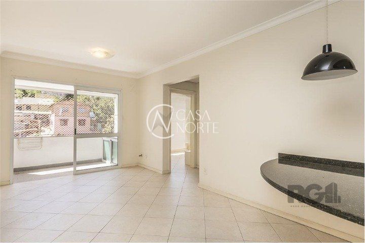 Apartamento à venda com 2 quartos, 71m², 1 vaga, Rua Octávio de Souza no bairro Teresópolis em Porto Alegre