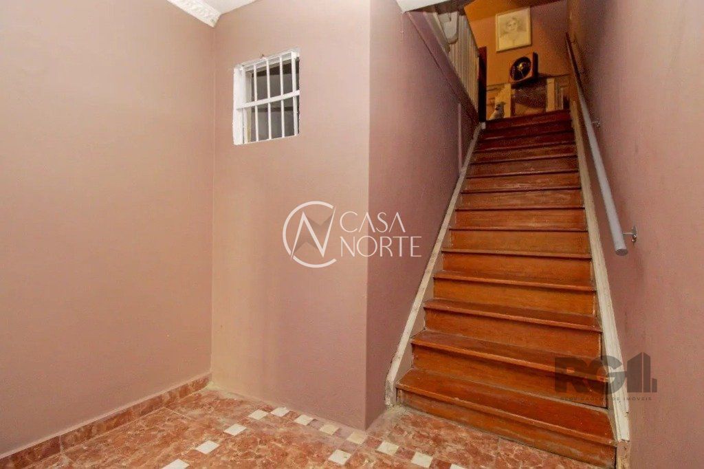 Casa à venda com 4 quartos, 125m², Rua Felipe Camarão no bairro Rio Branco em Porto Alegre