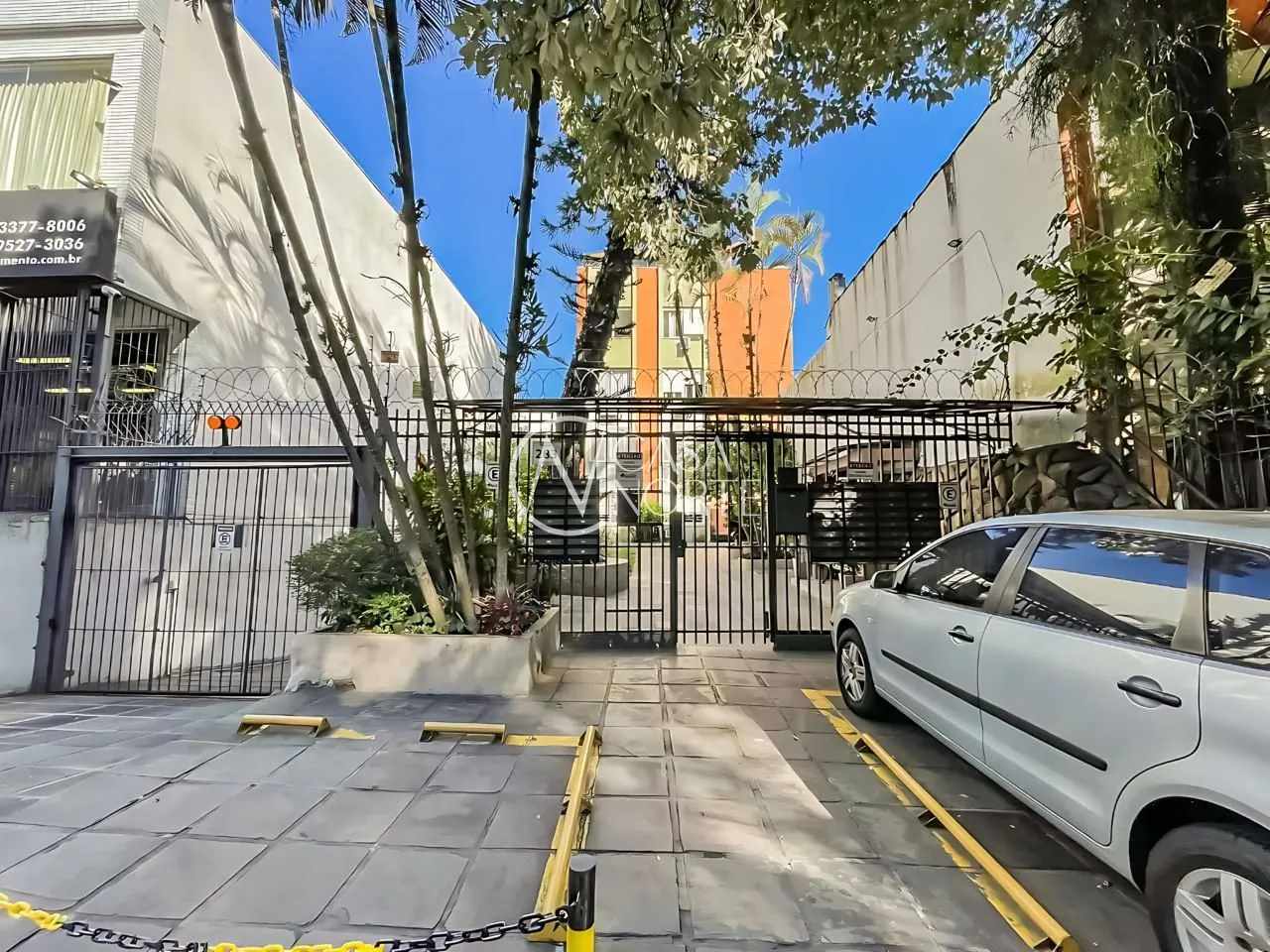 Apartamento Garden à venda com 3 quartos, 247m², 1 suíte, 1 vaga, Rua Quintino Bocaiúva no bairro Rio Branco em Porto Alegre