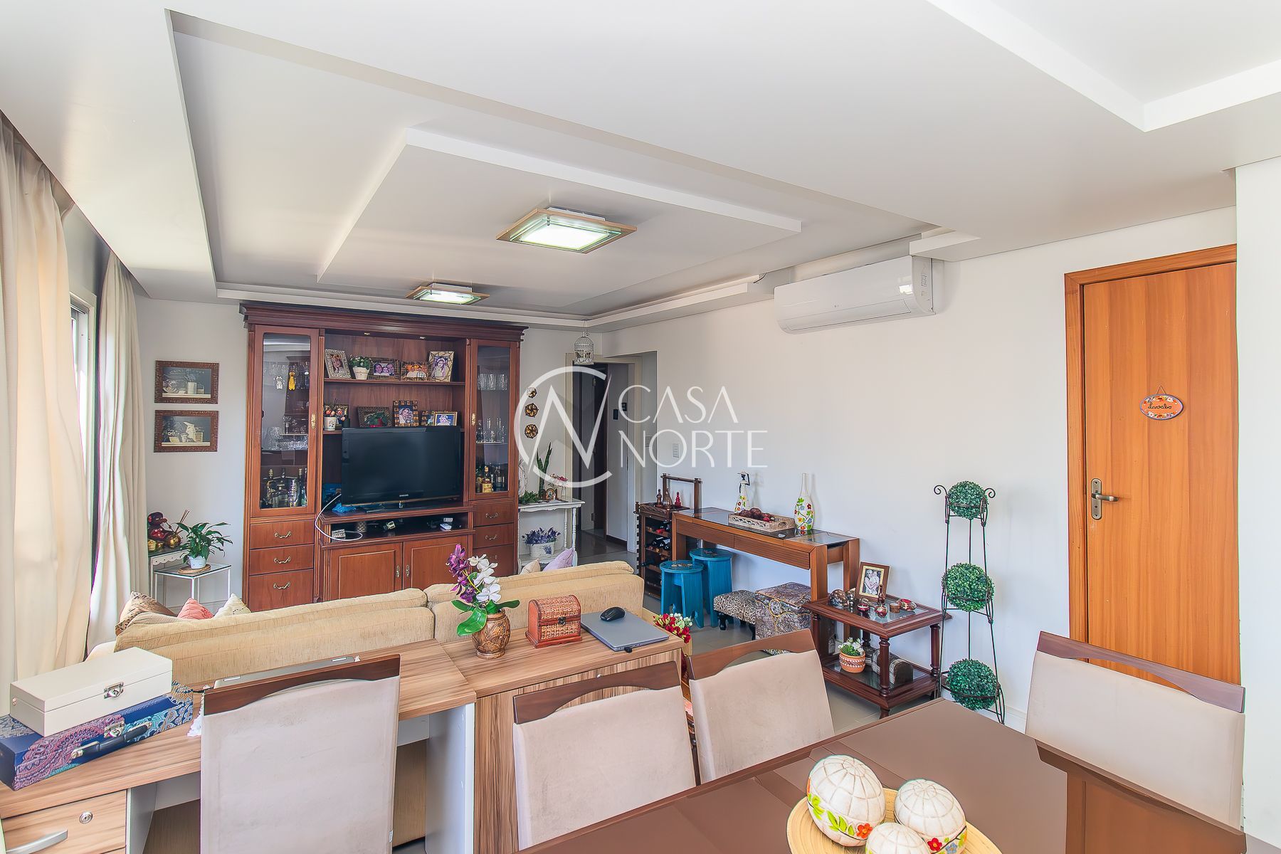 Apartamento à venda com 3 quartos, 103m², 1 suíte, 1 vaga, Rua Vinte e Quatro de Maio no bairro Centro Histórico em Porto Alegre