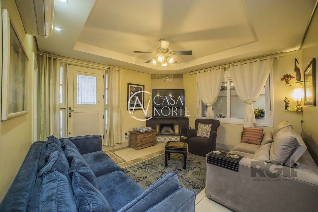 Casa à venda com 4 quartos, 196m², 1 suíte, 3 vagas, Rua Coronel Aparício Borges no bairro Glória em Porto Alegre