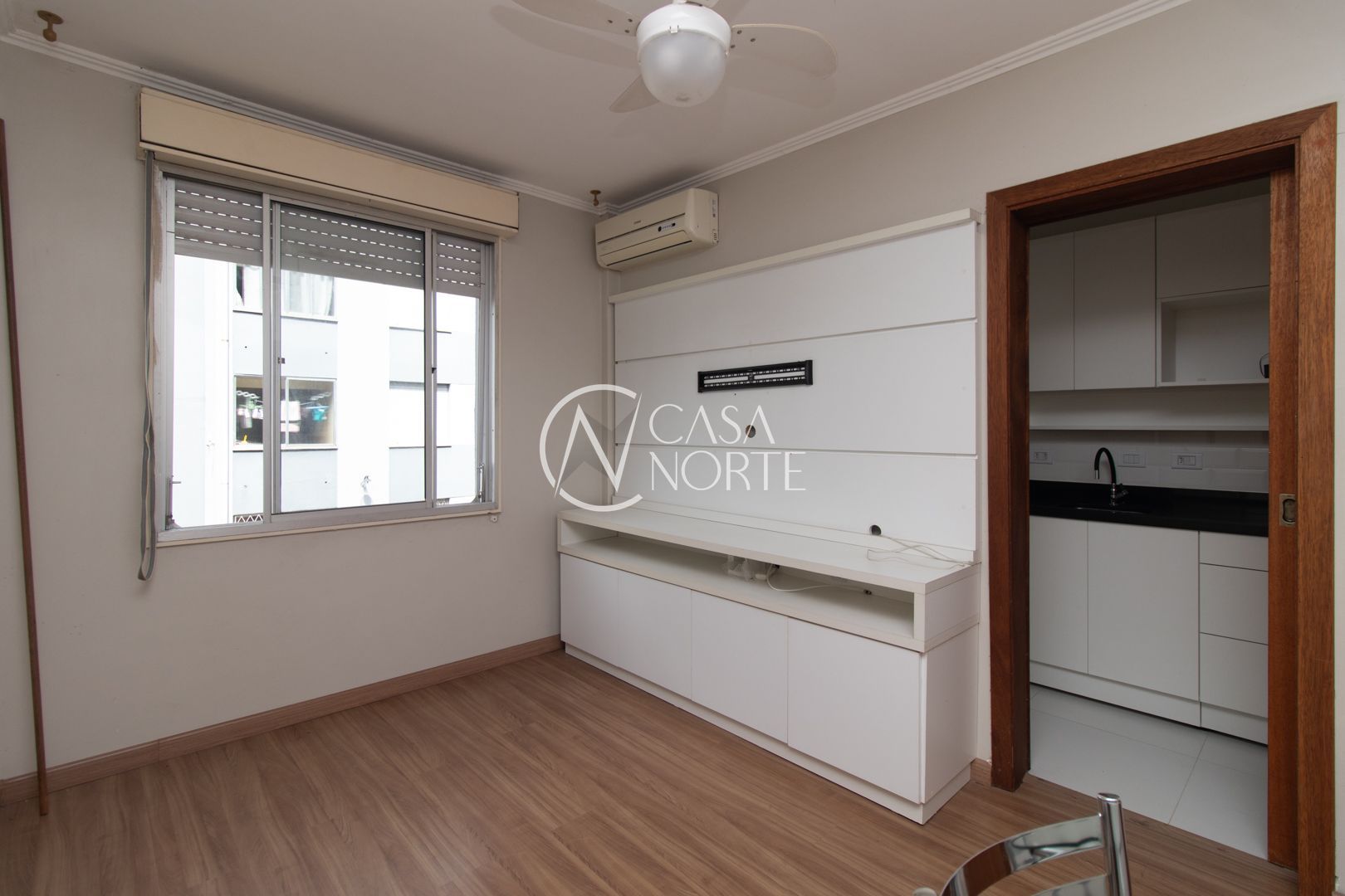 Apartamento à venda com 1 quarto, 36m², 1 vaga, Rua Diomário Moojen no bairro Cristal em Porto Alegre