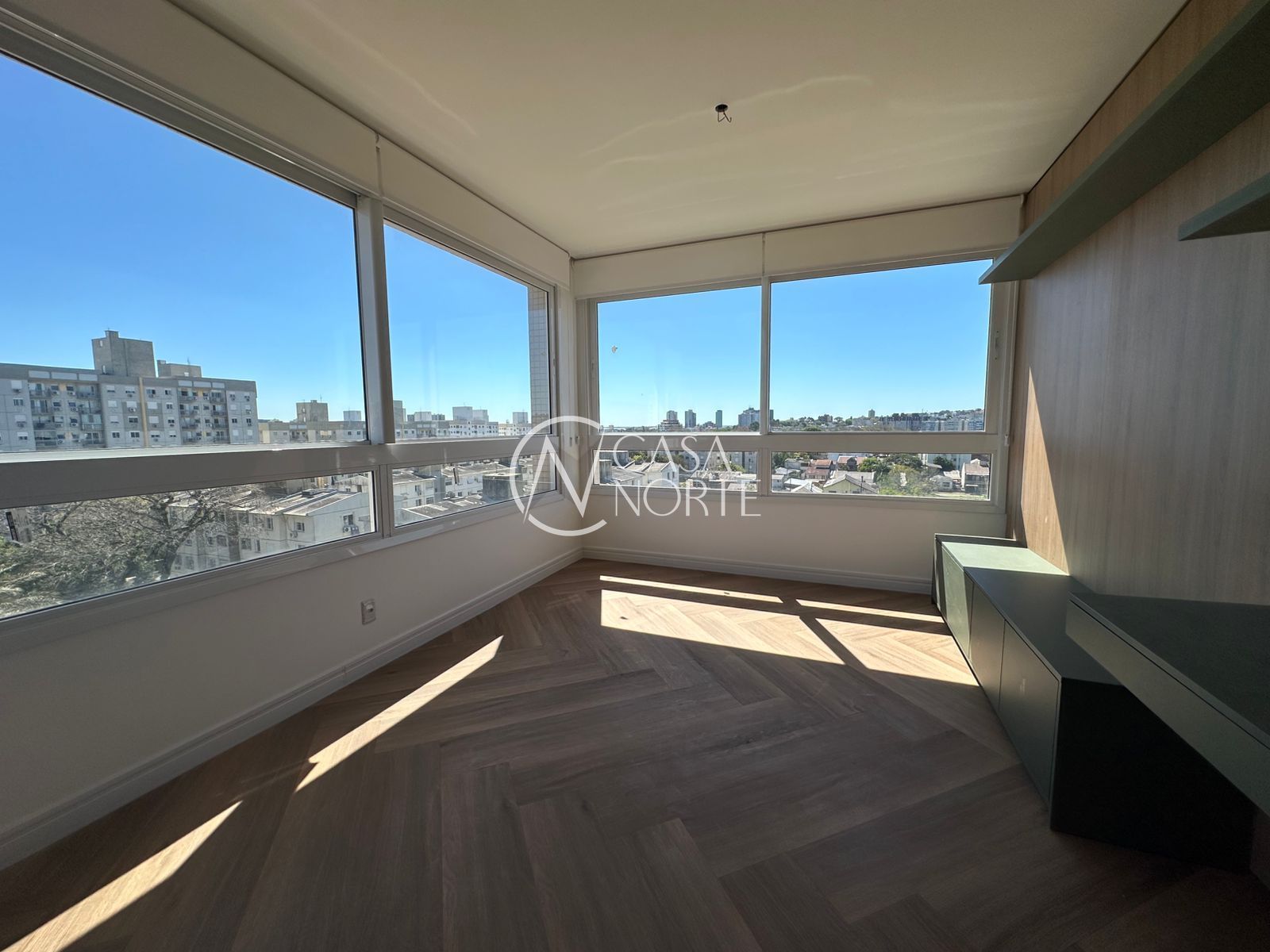 Apartamento à venda com 2 quartos, 65m², 1 suíte, 2 vagas, Doutor Barcelos no bairro Tristeza em Porto Alegre