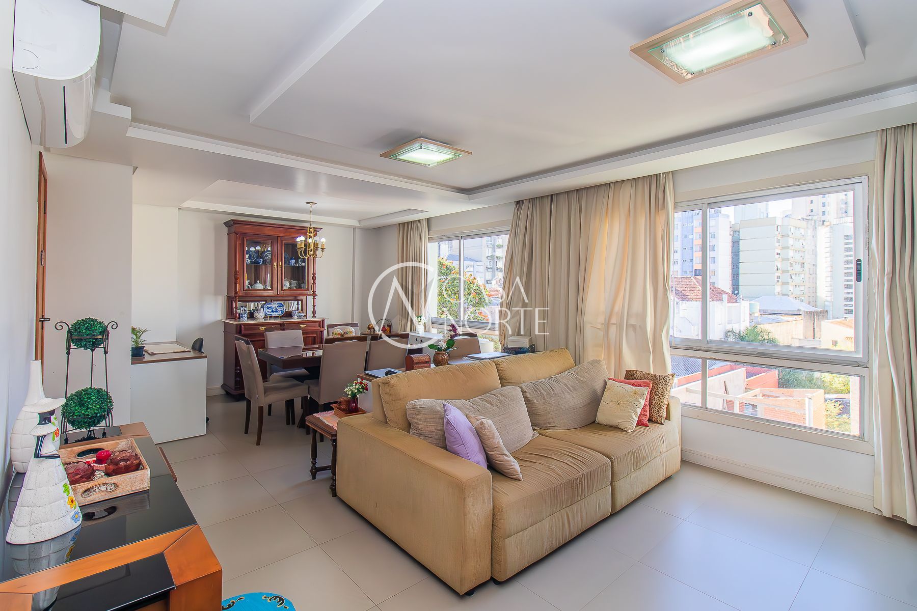 Apartamento à venda com 3 quartos, 103m², 1 suíte, 1 vaga, Rua Vinte e Quatro de Maio no bairro Centro Histórico em Porto Alegre