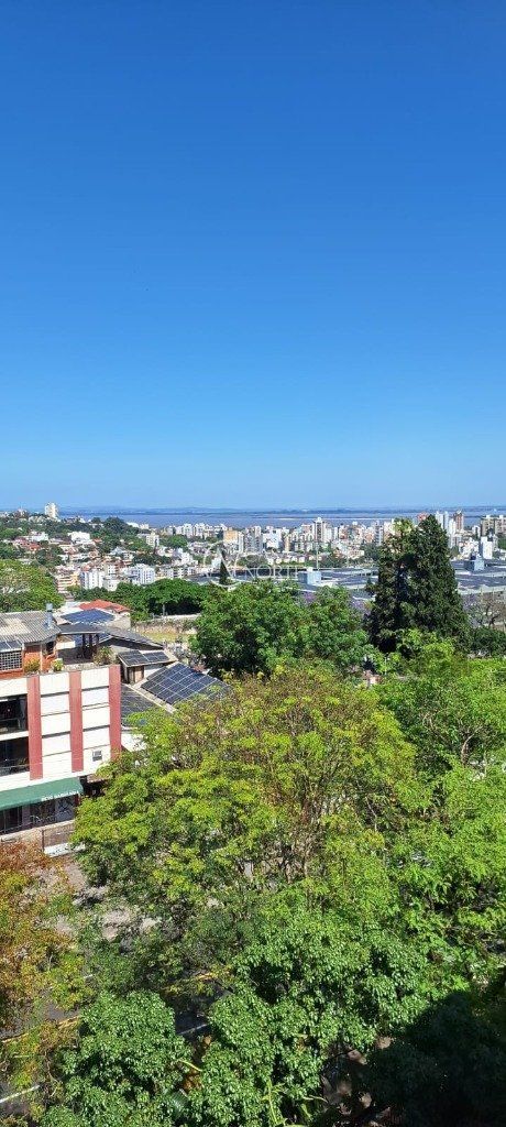 Apartamento à venda com 2 quartos, 57m², 1 vaga, Avenida Professor Oscar Pereira no bairro Azenha em Porto Alegre