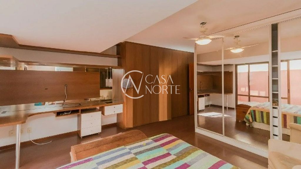 Apartamento Garden à venda com 3 quartos, 118m², 1 suíte, 2 vagas, Rua Sinimbú no bairro Petrópolis em Porto Alegre