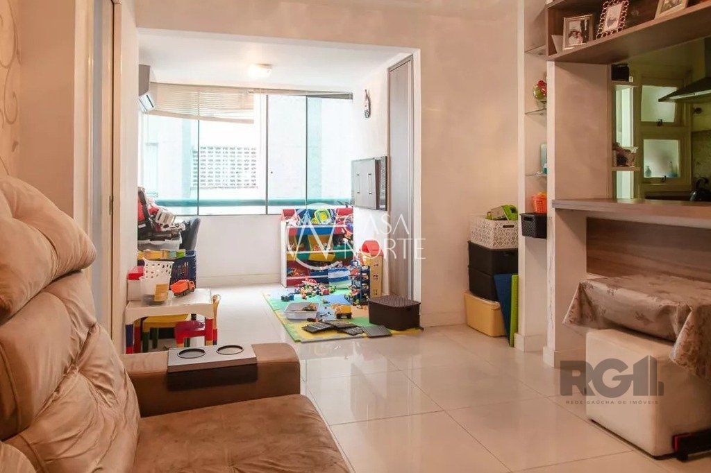 Apartamento à venda com 2 quartos, 66m², 1 vaga, Avenida Teresópolis no bairro Teresópolis em Porto Alegre