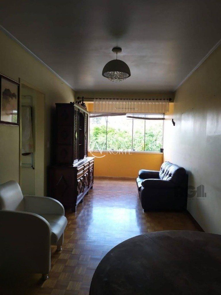 Apartamento à venda com 2 quartos, 70m², 1 suíte, Travessa Escobar no bairro Camaquã em Porto Alegre