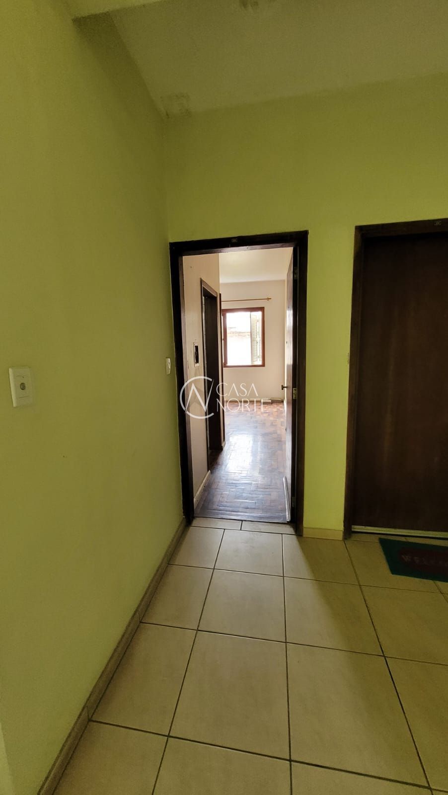 Apartamento à venda com 2 quartos, 60m², 1 vaga, Avenida Francisco Trein no bairro Cristo Redentor em Porto Alegre