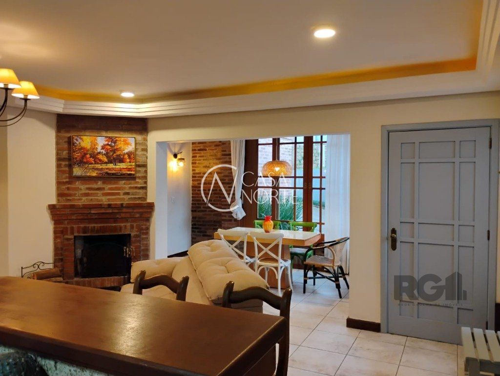 Casa de Condomínio à venda com 3 quartos, 166m², 3 suítes, 1 vaga, Rua João Mendes Ouriques no bairro Jardim Isabel em Porto Alegre