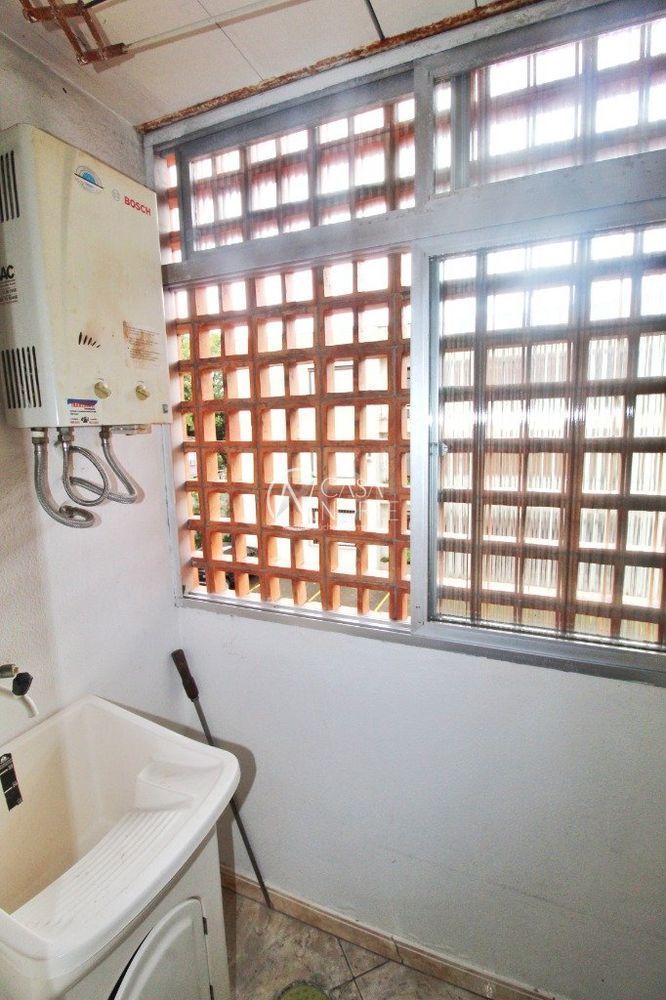 Apartamento à venda com 2 quartos, 53m², 1 vaga, Avenida Silva Paes no bairro Medianeira em Porto Alegre