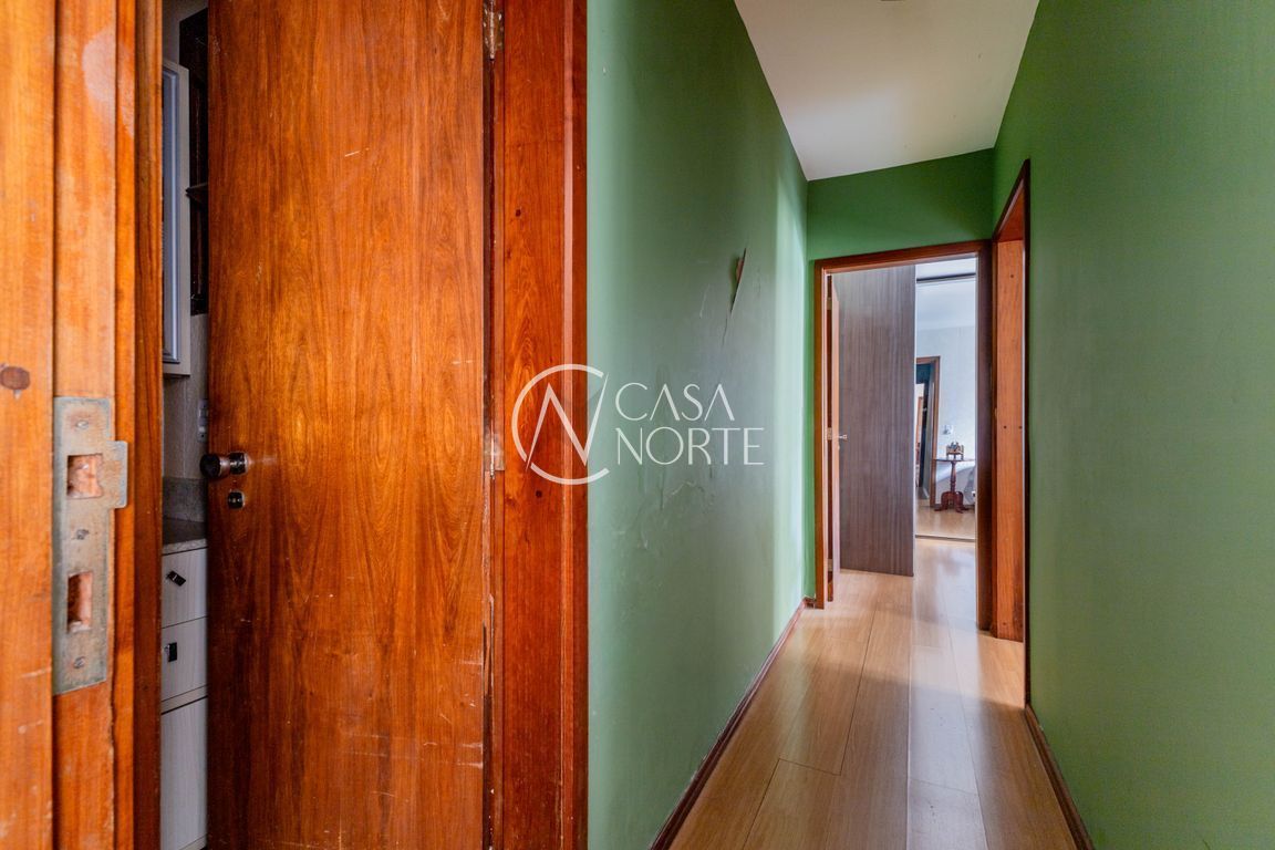 Apartamento à venda com 2 quartos, 76m², 1 vaga, Rua Pedro Chaves Barcelos no bairro Auxiliadora em Porto Alegre