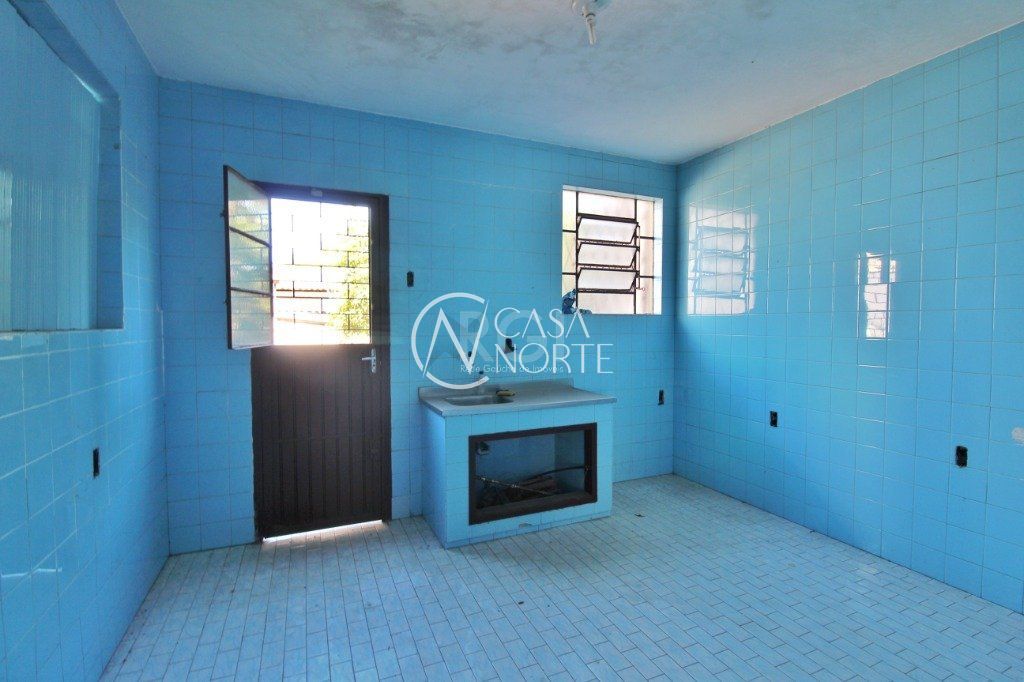 Loja à venda , 63m², Rua General Gomes Carneiro no bairro Medianeira em Porto Alegre