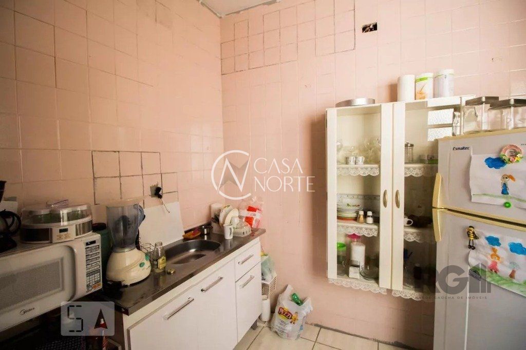 Apartamento à venda com 2 quartos, 55m², Rua Professor Demophilo Xavier no bairro Glória em Porto Alegre