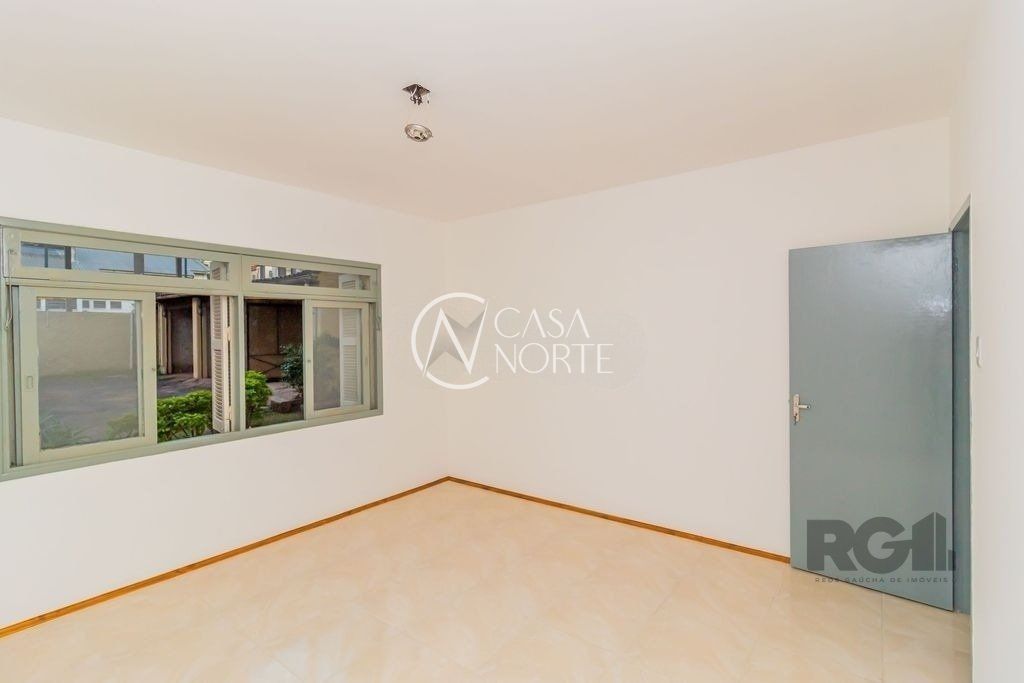 Apartamento à venda com 2 quartos, 92m², Rua Santo Antônio no bairro Floresta em Porto Alegre