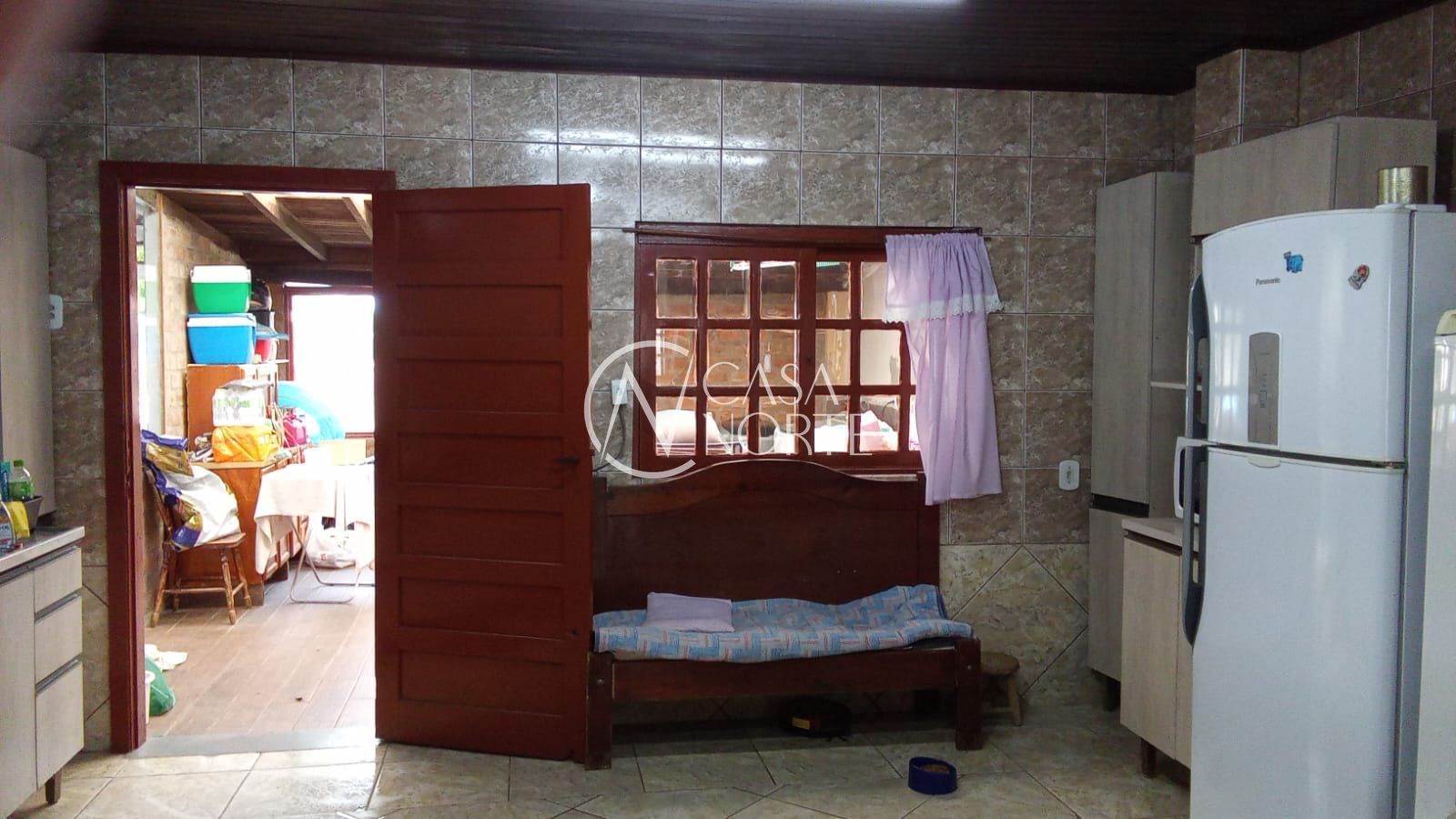 Casa à venda com 3 quartos, 200m², 1 suíte, 2 vagas, Rua Joffre Veríssimo no bairro Ponta Grossa em Porto Alegre