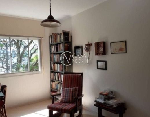 Apartamento à venda com 3 quartos, 108m², 1 suíte, 1 vaga, Rua Professor Carvalho Freitas no bairro Teresópolis em Porto Alegre