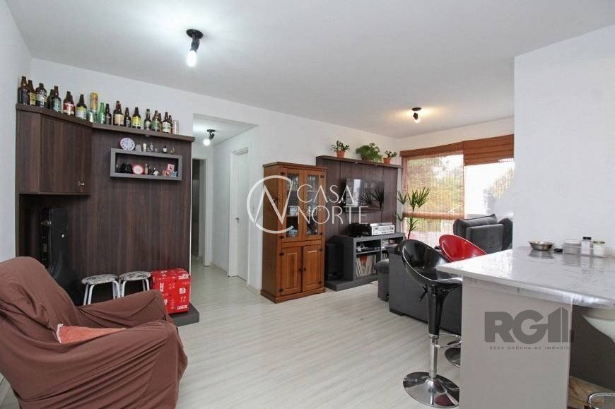 Apartamento à venda com 2 quartos, 60m², 1 suíte, 1 vaga, Rua Luiz Cosme no bairro Passo da Areia em Porto Alegre