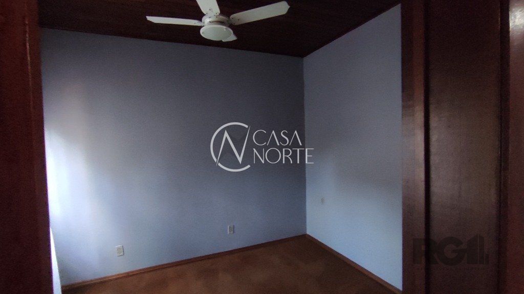 Casa à venda com 2 quartos, 70m², 1 vaga, Rua Vidal de Negreiros no bairro Vila São José em Porto Alegre