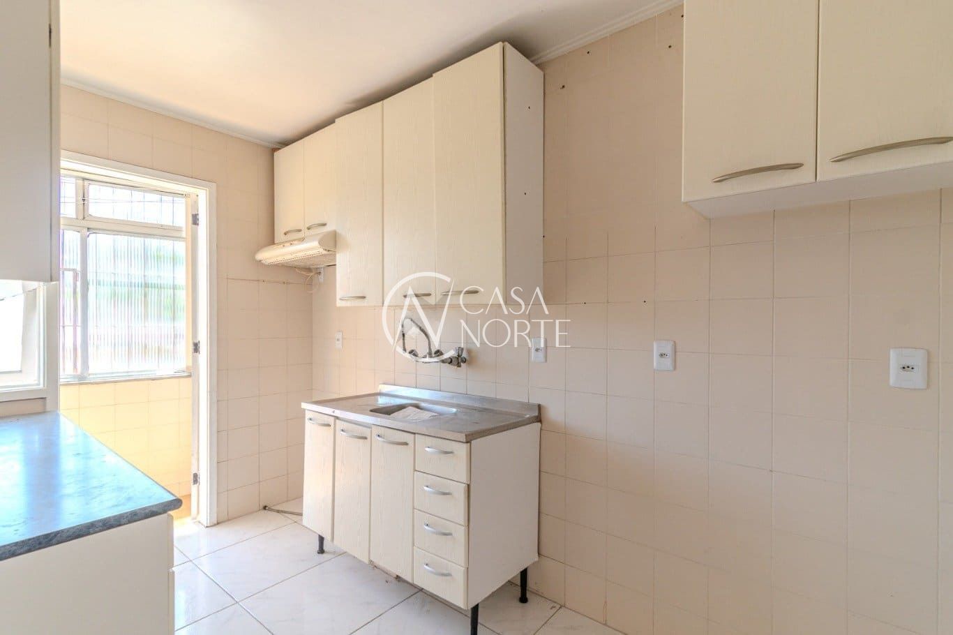 Apartamento à venda com 2 quartos, 80m², 2 vagas, Travessa Marrocos no bairro Vila Ipiranga em Porto Alegre